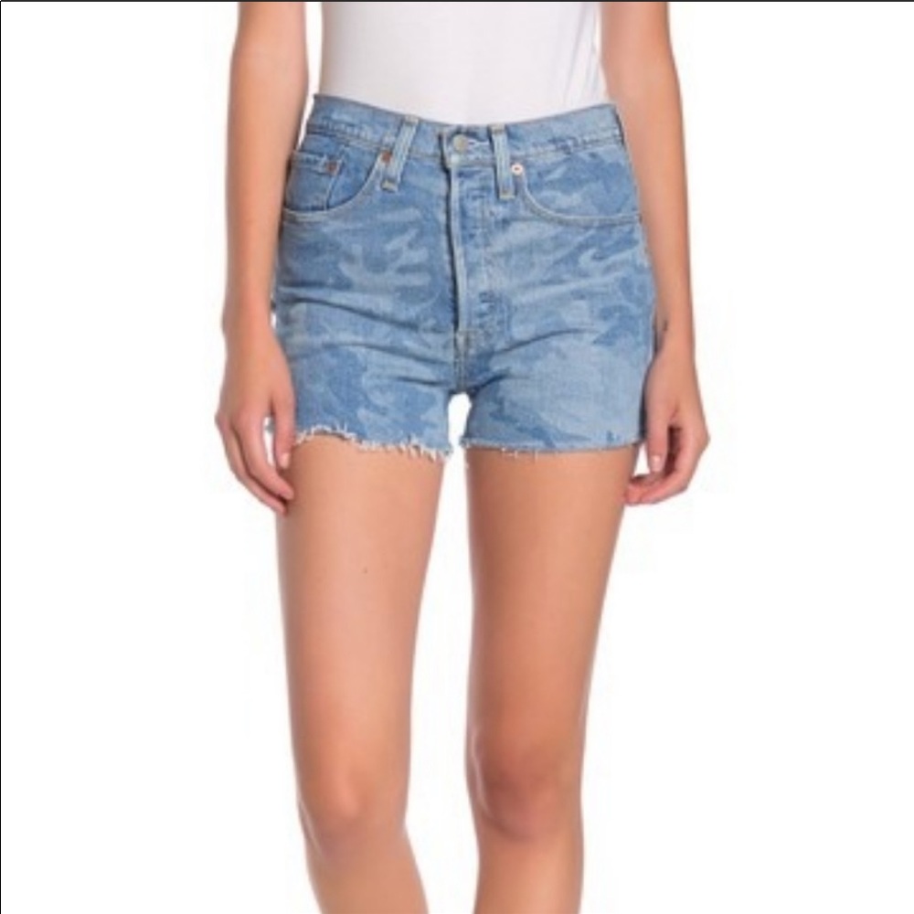 Levi’s High Rise 501 Tango Camo Raw Hem Jean Short